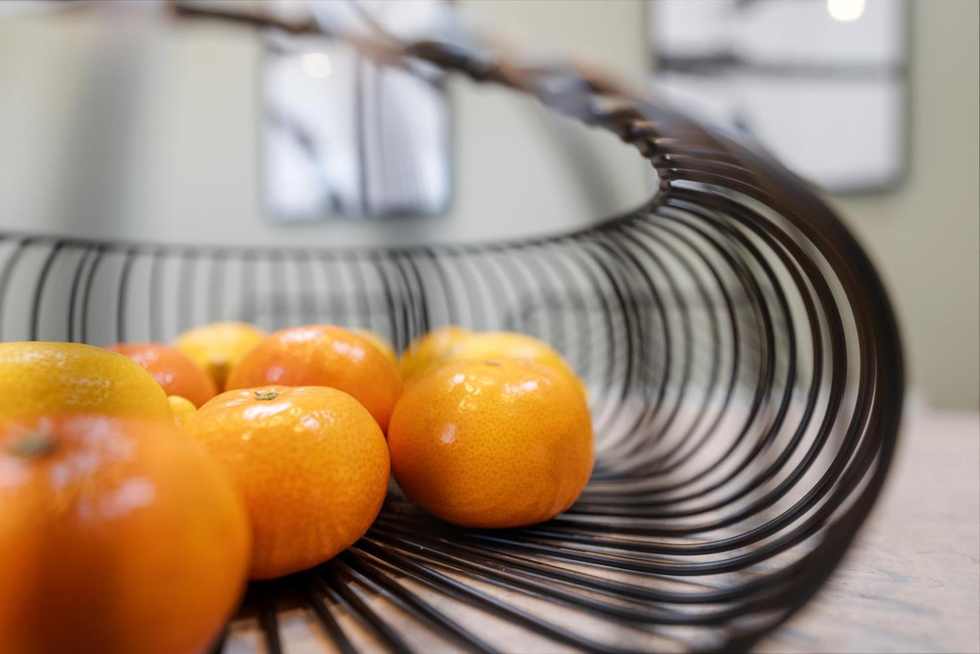 4-Bedroom Stunning Luxe, Spacious & Stylish Design House Bolton, Sleeps 11, With Parking Central Bolton, Links To Manchester, Pet-Friendly, Best For Groups! Work Contractors And Summer Special Offer! - By Blue Puffin Stays Farnworth Bagian luar foto